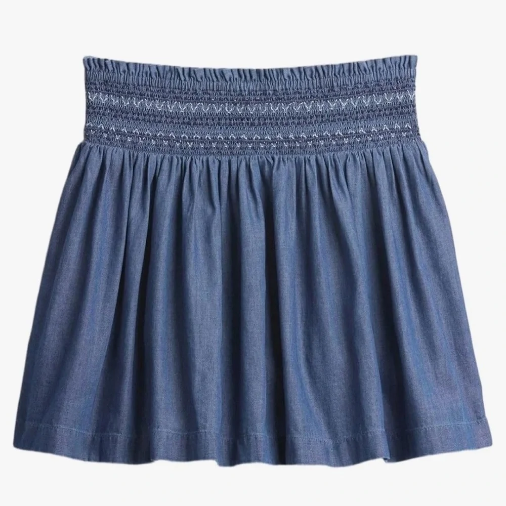 GAP two piece